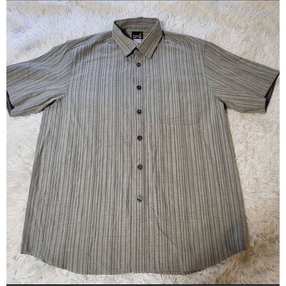 Weekendz off  short sleeve embroidered stripe storm shirt L - Picture 1 of 6